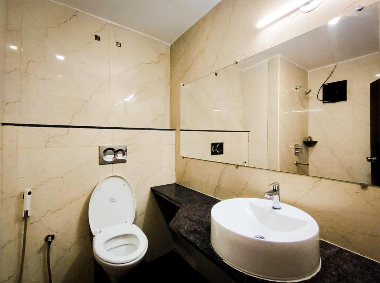 Hotel Janaki Pride